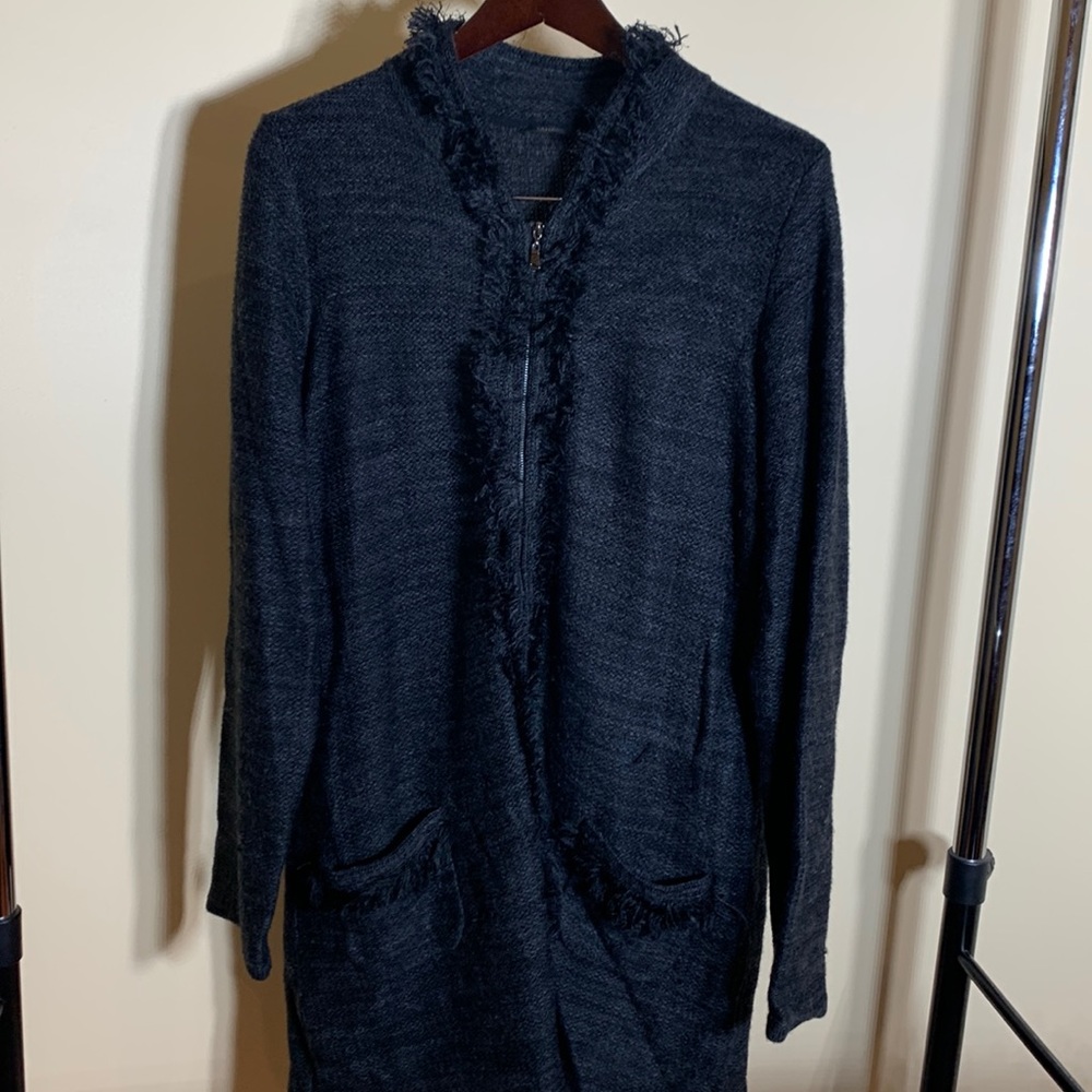 TAHARI XL wool blend long fringed sweater jacket/cardigan with zipper & pockets